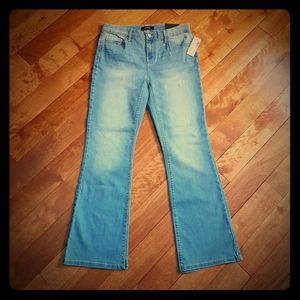 R Jeans Boot Cut size 28 New with Tag